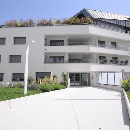 Le Repertoire Du - 1 Bedroom For 2 Or 4 People Garage Annecy